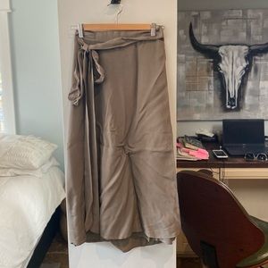 Zara silk wrap skirt size XS